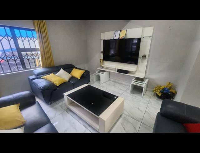 3 BEDROOM HOUSE FOR SALE IN FLORENTIA